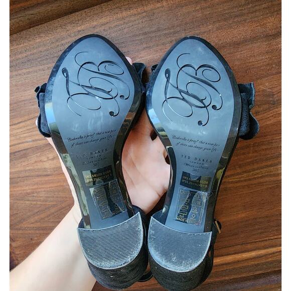 Ted Baker 
Floxen Suede Block Heel Sandal - Picture 4 of 7